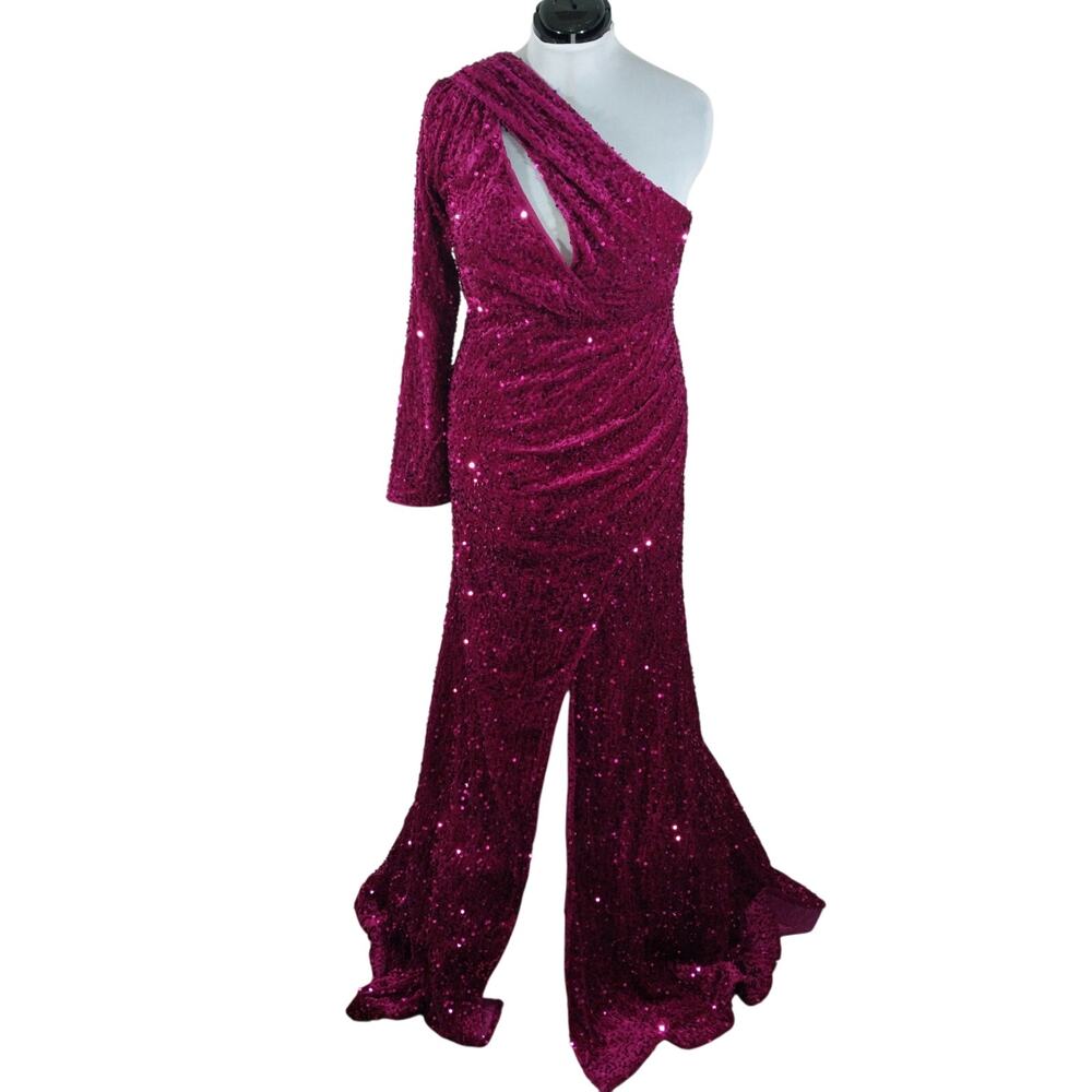 NWT! FASHION NOVA! DEEP FUSCHIA PINK/RED SEQUINNED STRETCH VELVET GOWN! 2X - Picture 3 of 14